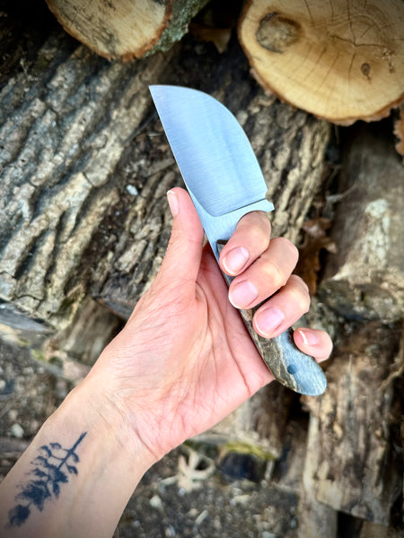 Skinner with Birdseye Maple Handle